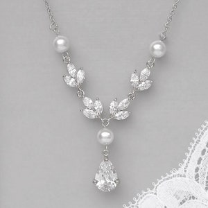 Wedding Necklace, Crystal Bridal Necklace, Pearl and Crystal Bridal Necklace, Crystal Necklace, Bridesmaid Necklace, MELANIE Set