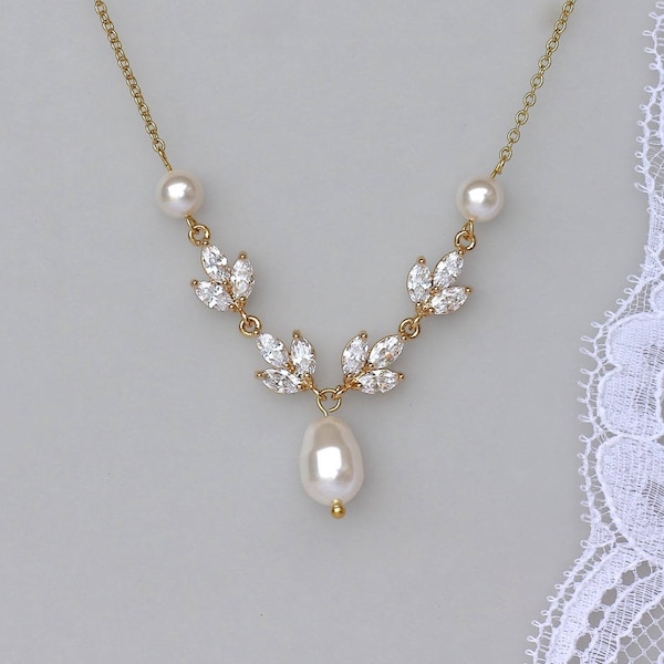 Gold Crystal Necklace, Pearl and Crystal Bridal Necklace, Gold Crystal Necklace, Bridesmaid Necklace, MELANIE G