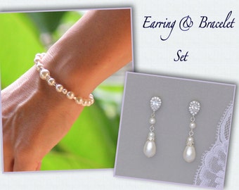 Pearl Bridal Set, 2 Piece Pearl Earring & Bracelet Set, Clip on Earrings option, Pearl Jewelry Set