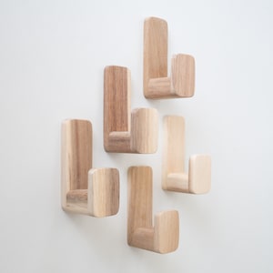 Selbstklebende Wandhaken Akazie Holz, 5er Set Skandinavische Wandhaken Minimalistische Klebehaken Bild 1