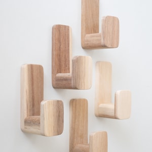 Selbstklebende Wandhaken Akazie Holz, 5er Set Skandinavische Wandhaken Minimalistische Klebehaken Bild 10