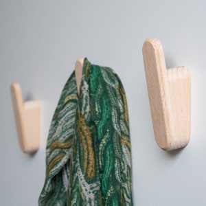 Selbstklebende dekorative Wandhaken Buche | Skandinavisches Design Wandhaken | Haken aus Holz | Japandi Wandhaken