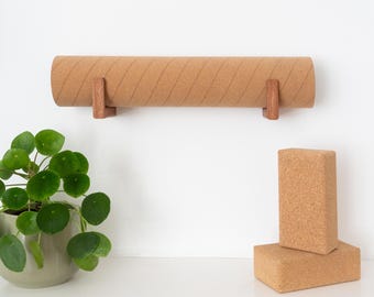 Yoga / pilates mat hook set in mahogany wood, oil finished