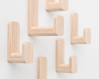 Crochets muraux en bois de frêne autocollants, capacité de charge de 2 kg | différentes longueurs et ensembles | Crochets muraux scandinaves | Crochet mural décor minimaliste