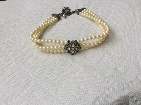 Carolee Vintage Triple Pearl Choker