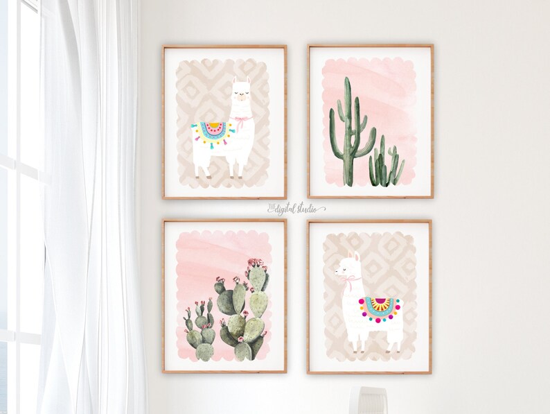 Decoración de vivero de llamas, estampados de llamas y cactus, arte de guardería para niñas, arte de pared de guardería IMPRIMIBLE, regalo de baby shower de llamas, conjunto de 4, 103 imagen 1