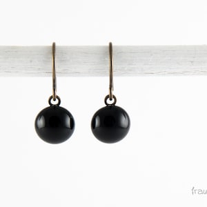THE LITTLE BLACK ONES • Earrings • Cabochon • Ear hooks • Black • Glass