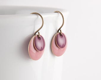 ÚLTIMOS PARES: Pendientes • rosa oscuro • varios estilos • latón • resina • discos