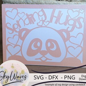 Envoi de câlins panda bear card modèle svg - Téléchargement numérique SVG, PNG & DFX - Fichier de carte de vœux Cricut
