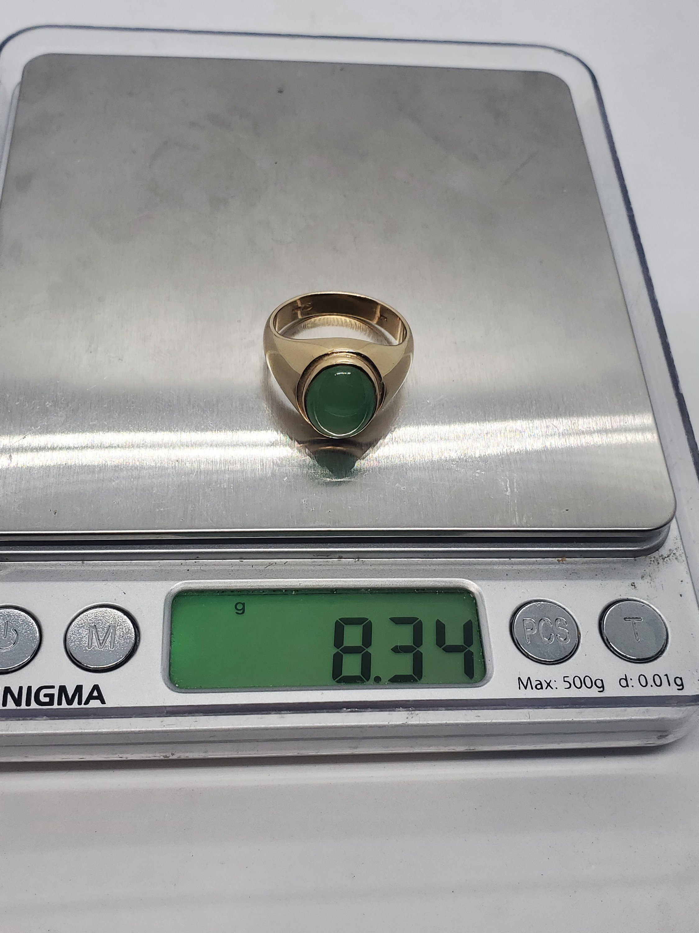 Vintage 14k Solid Gold Apple Green Translucent Ring / Gift