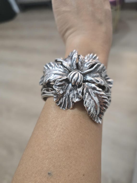Sterling Silver Flower Cuff Bracelet: Heavyweight… - image 6