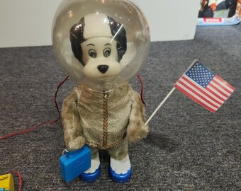 Vintage Yonezawa Astro Dog: 1960s Battery Operated Toy, Japan Made