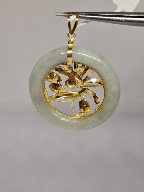 14k Gold Multicolor Jade Pendant - Vintage Round … - image 2