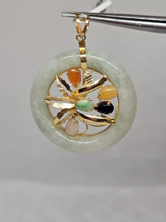 14k Gold Multicolor Jade Pendant - Vintage Round … - image 1