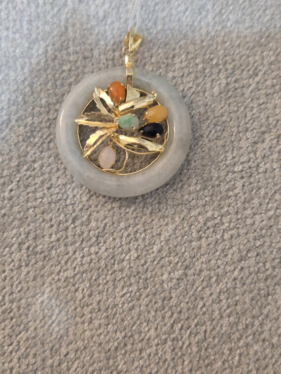 14k Gold Multicolor Jade Pendant - Vintage Round … - image 7