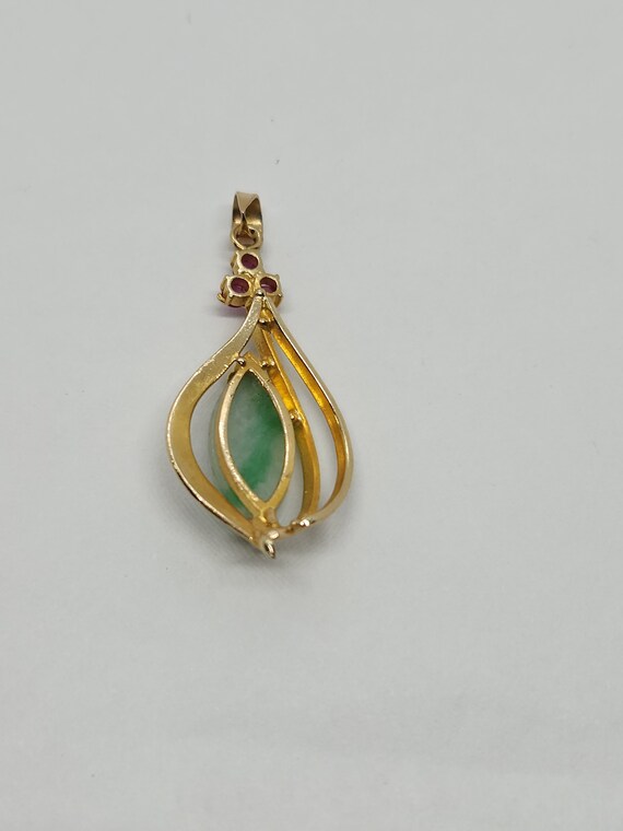 14k Gold Jadeite Jade Pendant with Ruby Accent - … - image 6