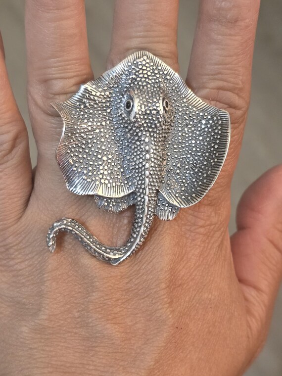 Solid Sterling Silver Stingray Ring: Adjustable O… - image 10