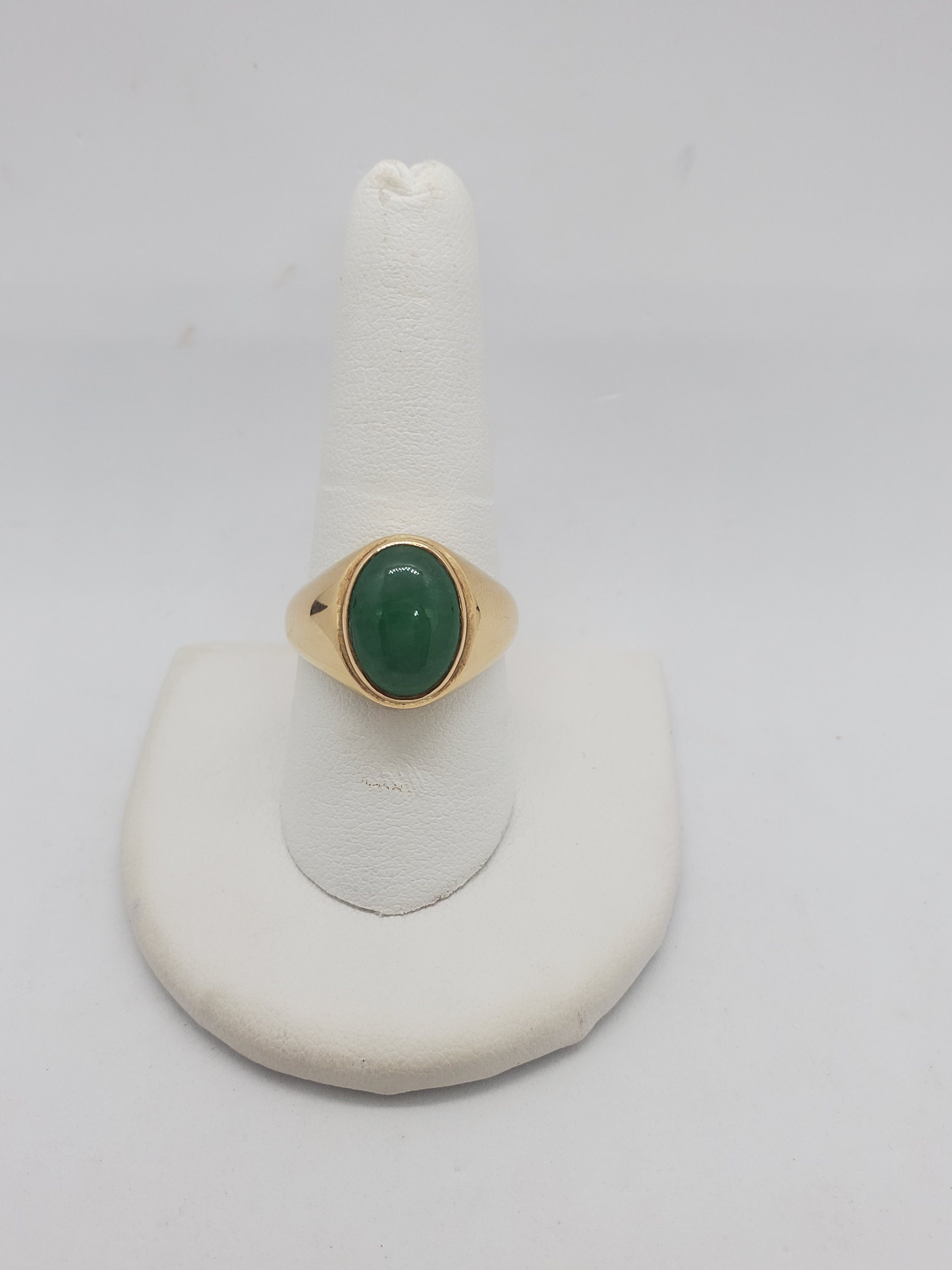 Vintage 14k Gold Cabochon Green Jade Detailed Small Turtle