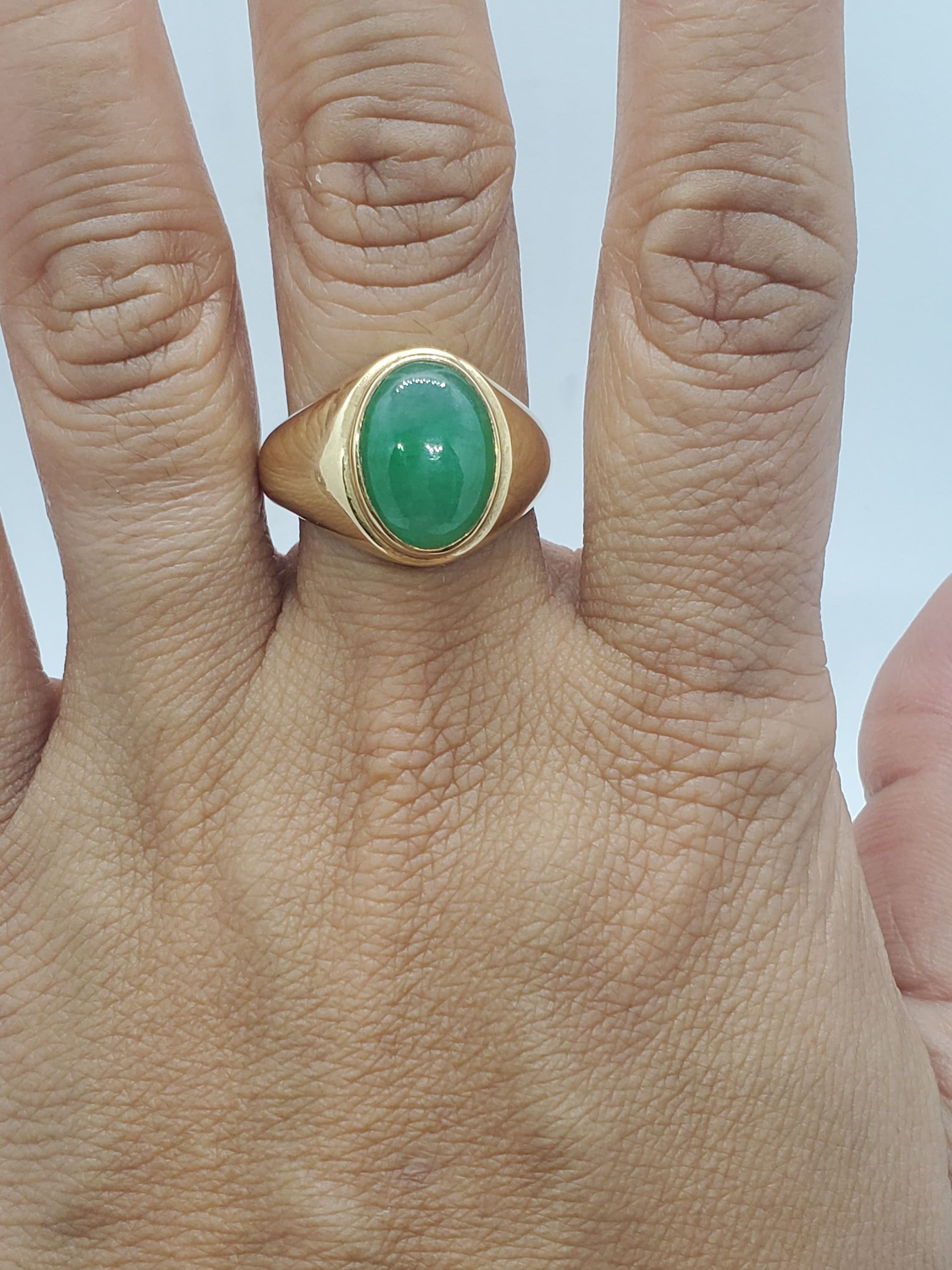 Vintage 14k Solid Gold Apple Green Translucent Ring / Gift