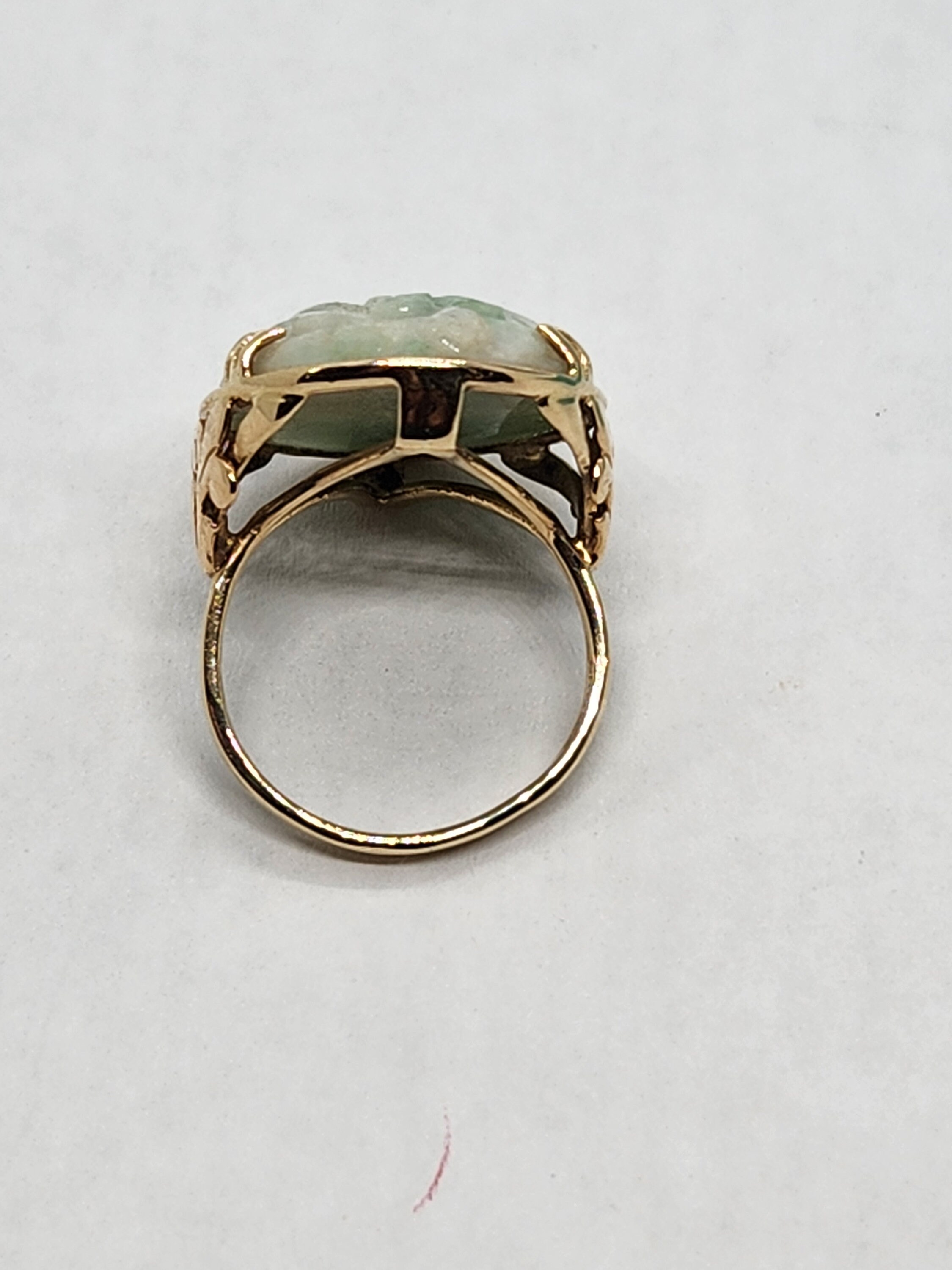 Ming's 14k Gold Jade Ring: Carved Flower Oval Ring, Size 6 - Etsy