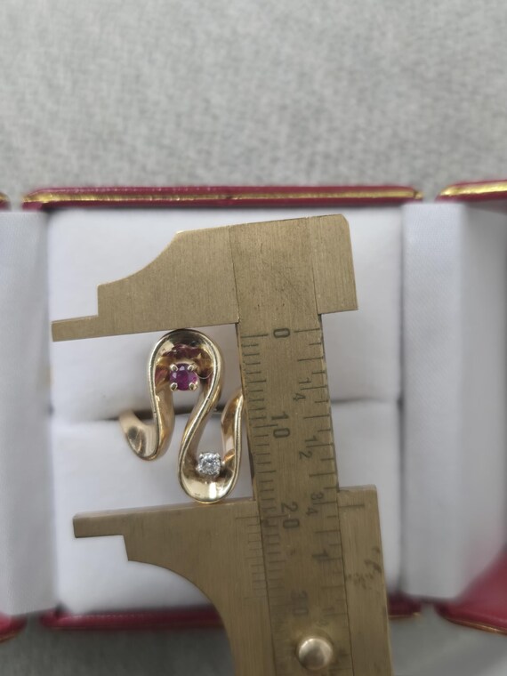 14k Solid Gold Ruby and Diamond Ring: Vintage Fin… - image 7