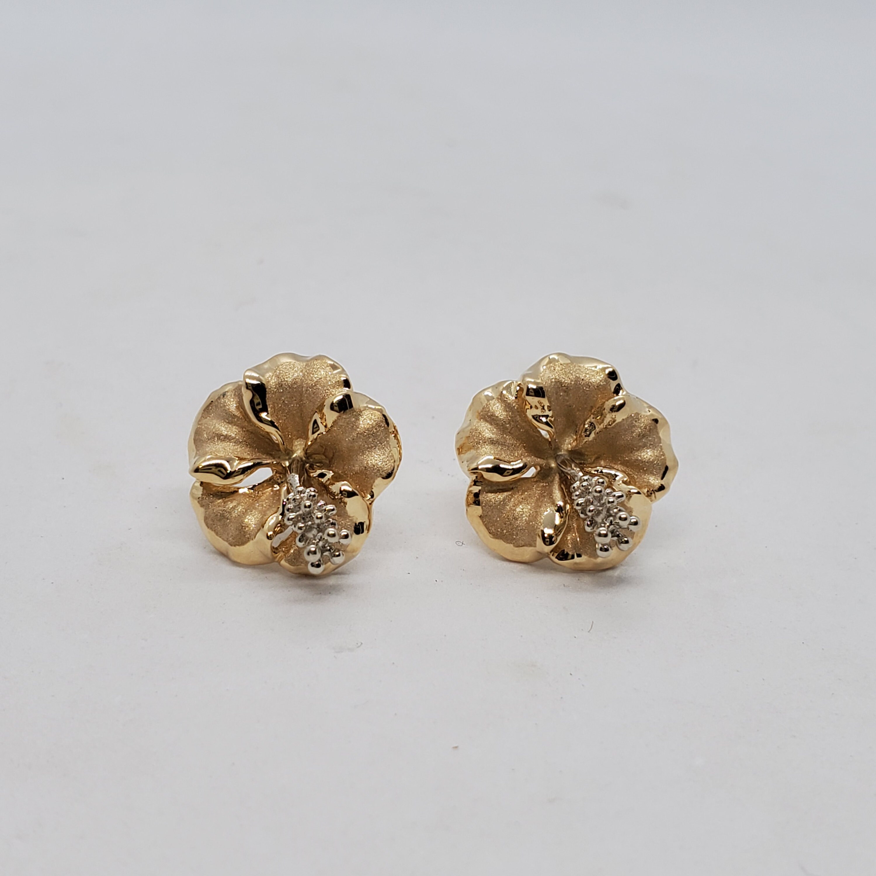 Hibiscus Flower Diamond Stud Earring In 14K Yellow Gold