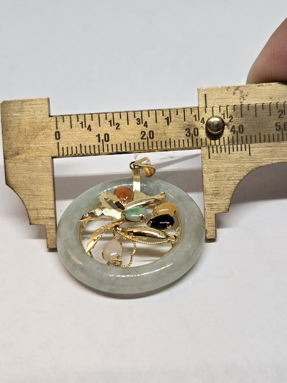 14k Gold Multicolor Jade Pendant - Vintage Round … - image 3