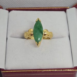 24k Solid Gold Jadeite Ring: Chinese Marquise Vintage Jewelry