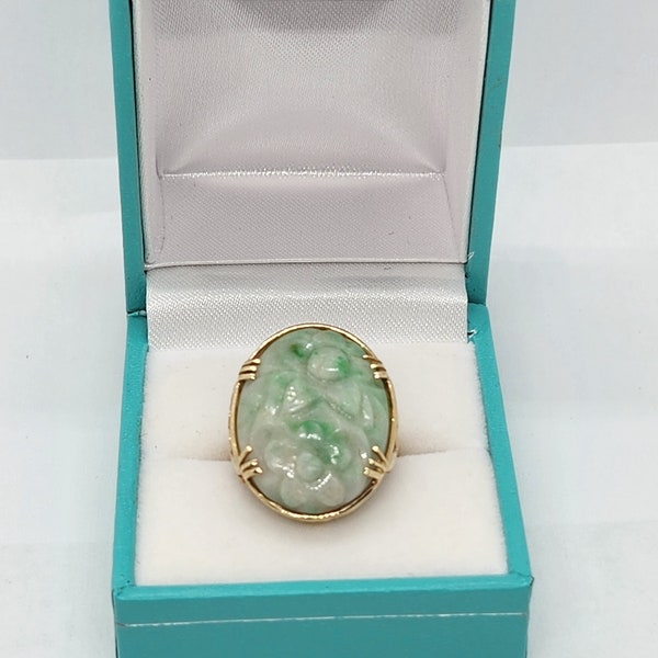 Ming's 14k Gold Jade Ring: Carved Flower Oval Ring, Size 6
