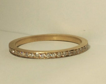 14K Gold Diamond Wedding Band