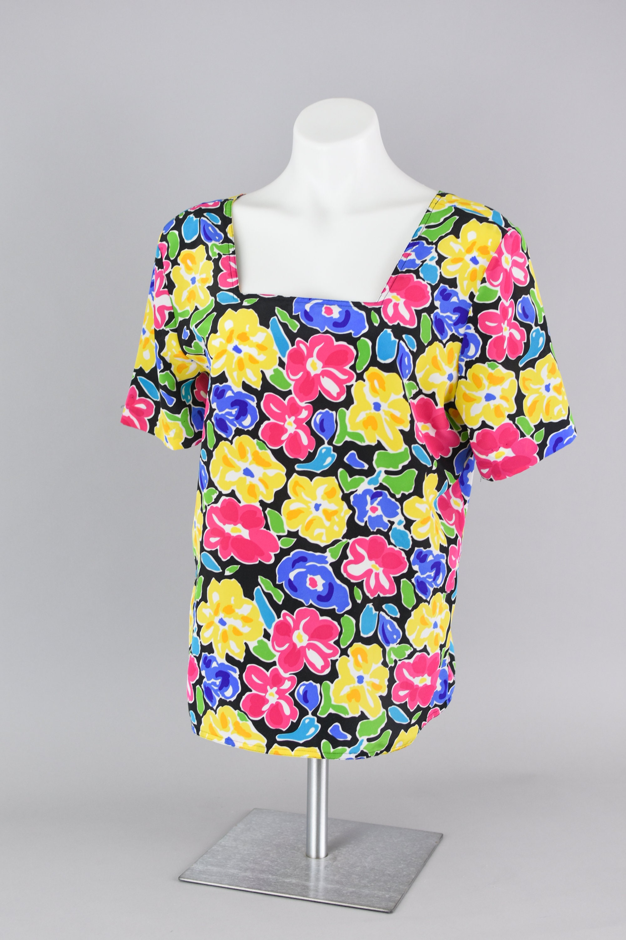 80s Floral Blouse Retro Abstract Flower Pattern Short ...