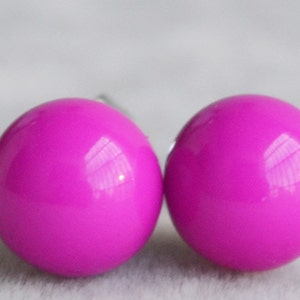Hot Pink pearl earrings,Rose Red Earrings,Pearl Stud Earrings,Glass Pearl earrings,earrings,bridesmaid earrings,Wedding earrings