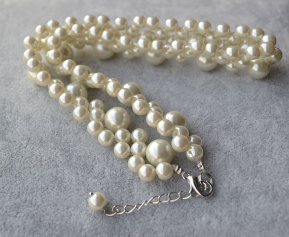 FATIMA ivory pearl ribbon tie necklace (more colours available)
