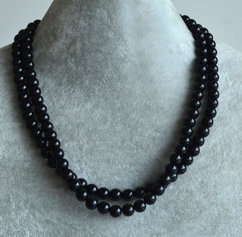 Collar de perlas negras de 6