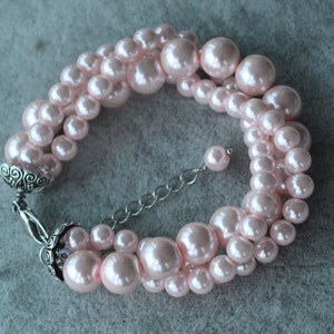 pink pearl Bracelet,Glass Pearl Bracelet,Pearl Bracelet,Wedding Bracelet,3 rows bracelet,Bridesmaid Bracelet,Jewelry