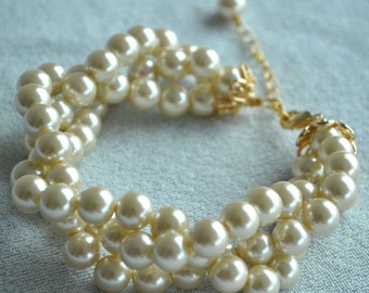 pearl bracelet with gold color clasp,30 colors for select, gold tone clasp, cheap pearl bracelet, Maid of honor jewelry, statement bracelet