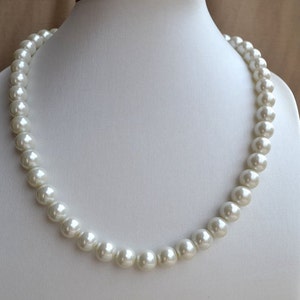 10mm pearl necklace, single strand glass pearl necklace, wedding necklace, bride pearl necklace, statement necklace, women necklace