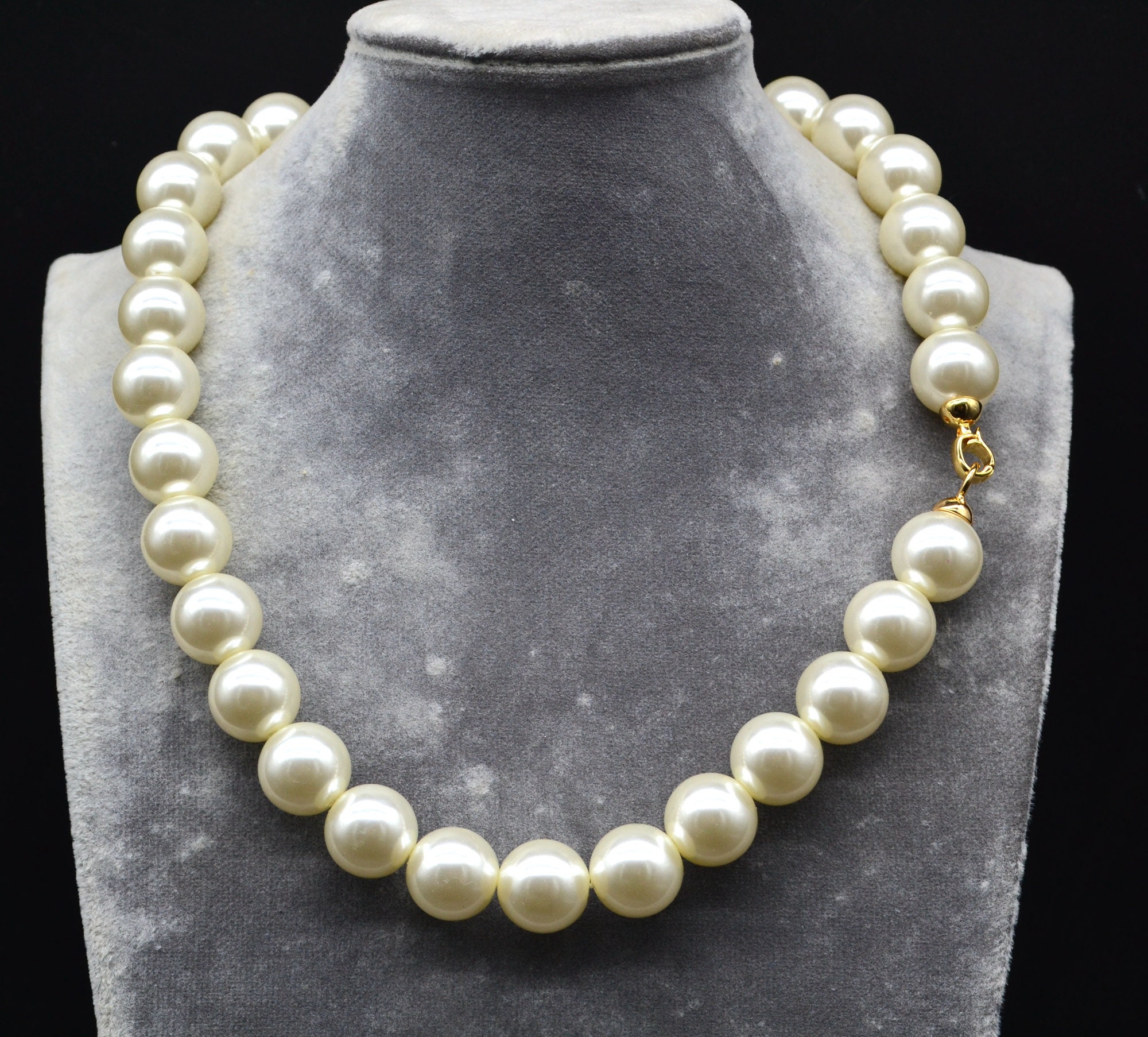 Pearl Strand Necklace For Women Faux Grey Round Maldives