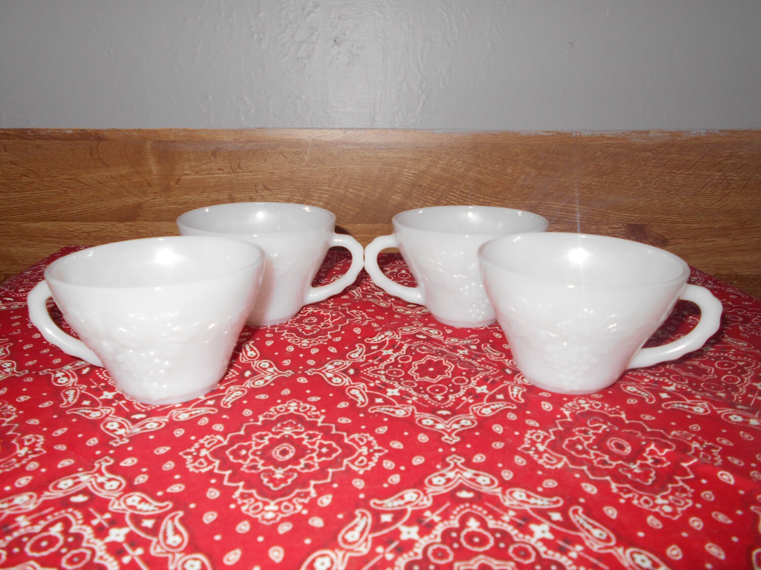 Milk Glass Cups Grapes on Vine Set of 4 Cups Vintage Etsy
