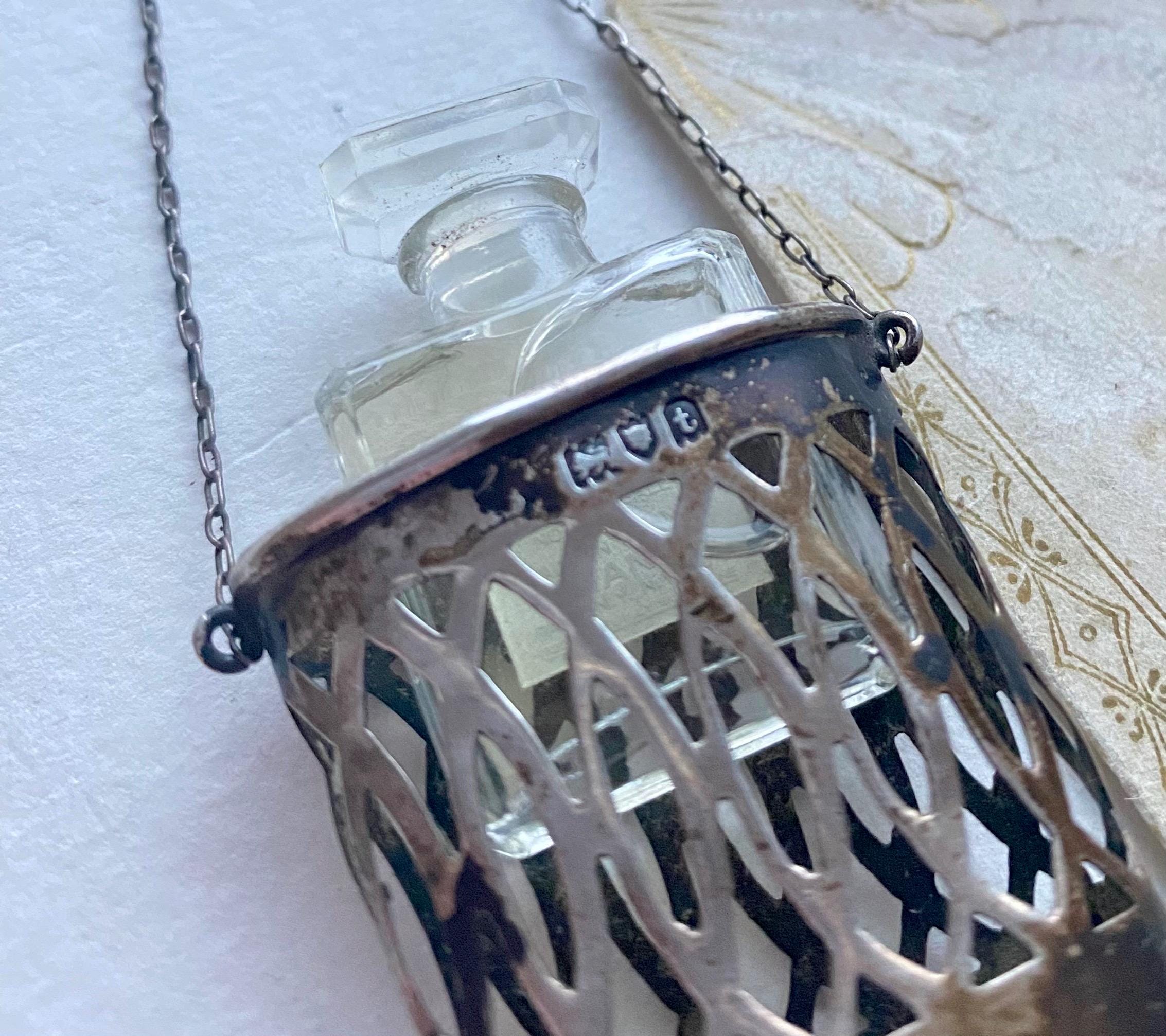 ANCIENNE BOURSE / Aumonière / Chatelaine en argent Massif - 1900 EUR 40