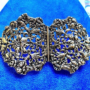 Art Nouveau Sterling Silver Nurses Buckle. LARGE, English Hallmarks. CHESTER 1898, 73.8 Grams, Victorian, Ornate, Birds Flowers, Collectable