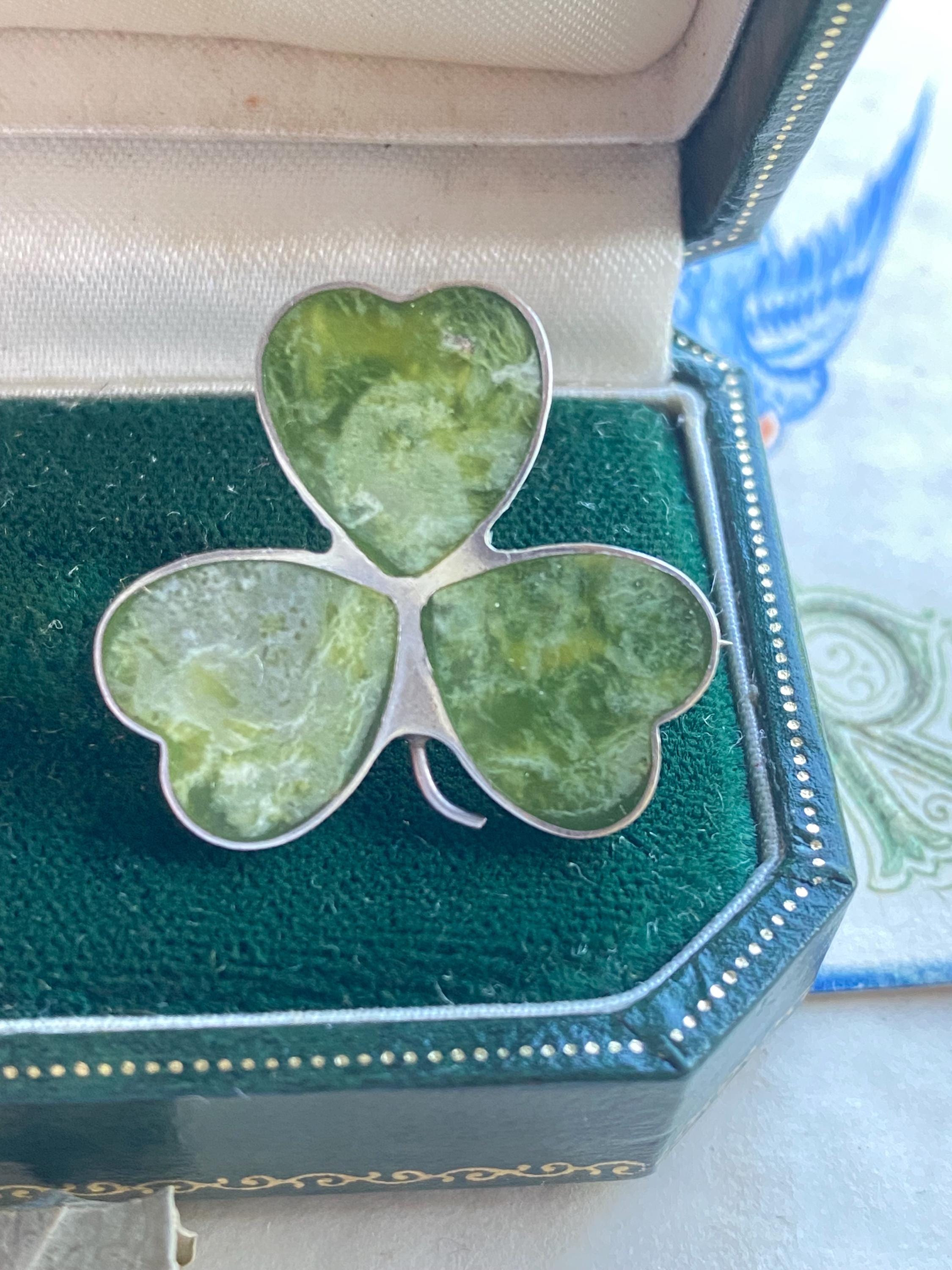 20-60代 人気ファッションブランド Connemara Marble Brooch - Etsy アンティーク雑貨