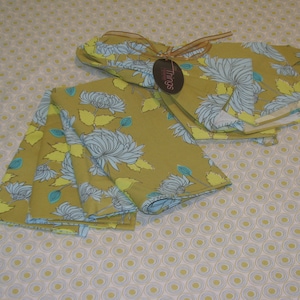 Concentric Circles Circular tablecloth & 8 co-ordinated napkins