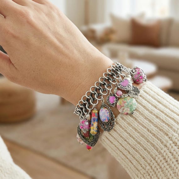 Handmade Charm Bracelet: Vintage-Inspired Hearts, Pink Beads