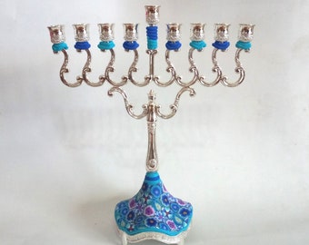 Menora, Kerzenhalter, Chanukka-Geschenk, Jejuda, Chanuka, Jüdische Kunst, Kerzenhalter, Jüdisches Hochzeitsgeschenk, Hergestellt in Israel, Kerzen-Herzstück