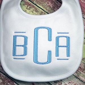 Personalized Baby bib, Personalized Burp cloth, Personalized Baby gift, Monogrammed Bib, Monogrammed burp cloth, Baby gift, Baby shower gift