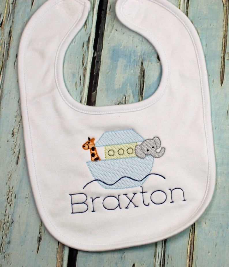 Personalized Bib / Personalized baby bib and burp cloth/ Bib, Personalized baby shower gift, Monogrammed bib and burp cloth image 4