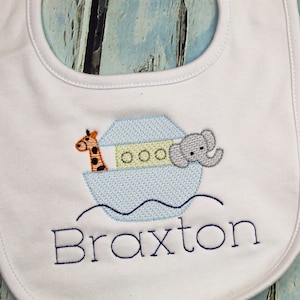Personalized Bib / Personalized baby bib and burp cloth/  Bib, Personalized baby shower gift, Monogrammed bib and burp cloth