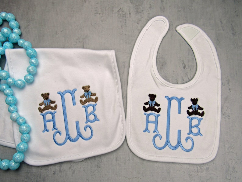 Personalized Bib / Personalized baby bib and burp cloth/ Bear Bib, Personalized baby shower gift, Monogrammed bib and burp cloth image 10