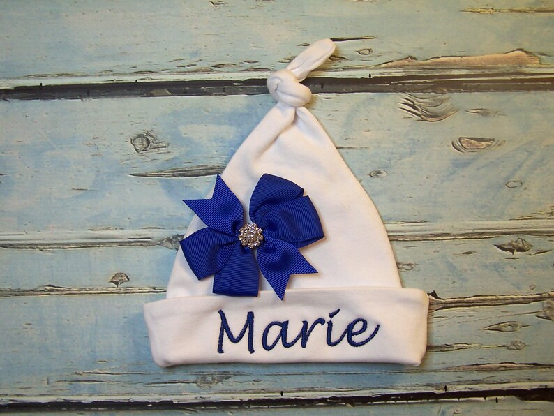 Baby hospital Hat Newborn hat Baby name hat Free shipping Personalized beanie hat Baby gift Baby shower gift Baby hat Monogrammed hat /& bow